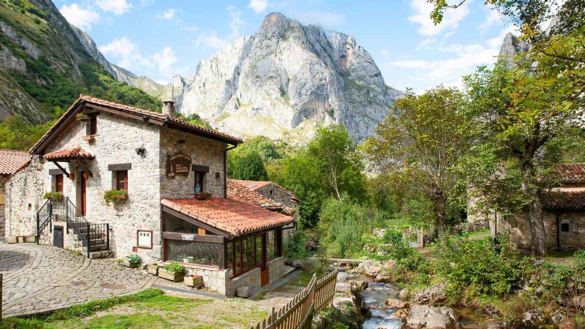 El pueblo más bonito de España es una joya oculta de Asturias