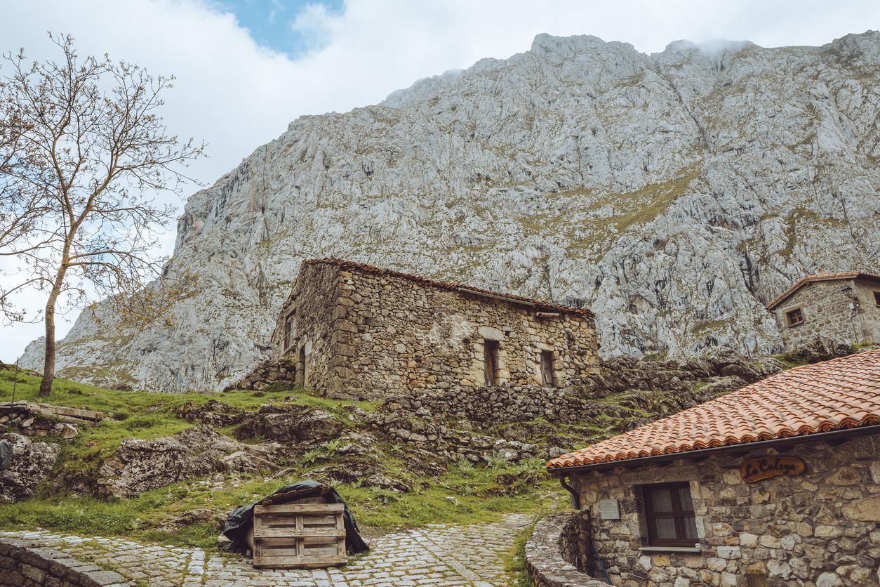 Casitas tradicionales de Bulnes de Arriba / Istock / Marco Fernandes